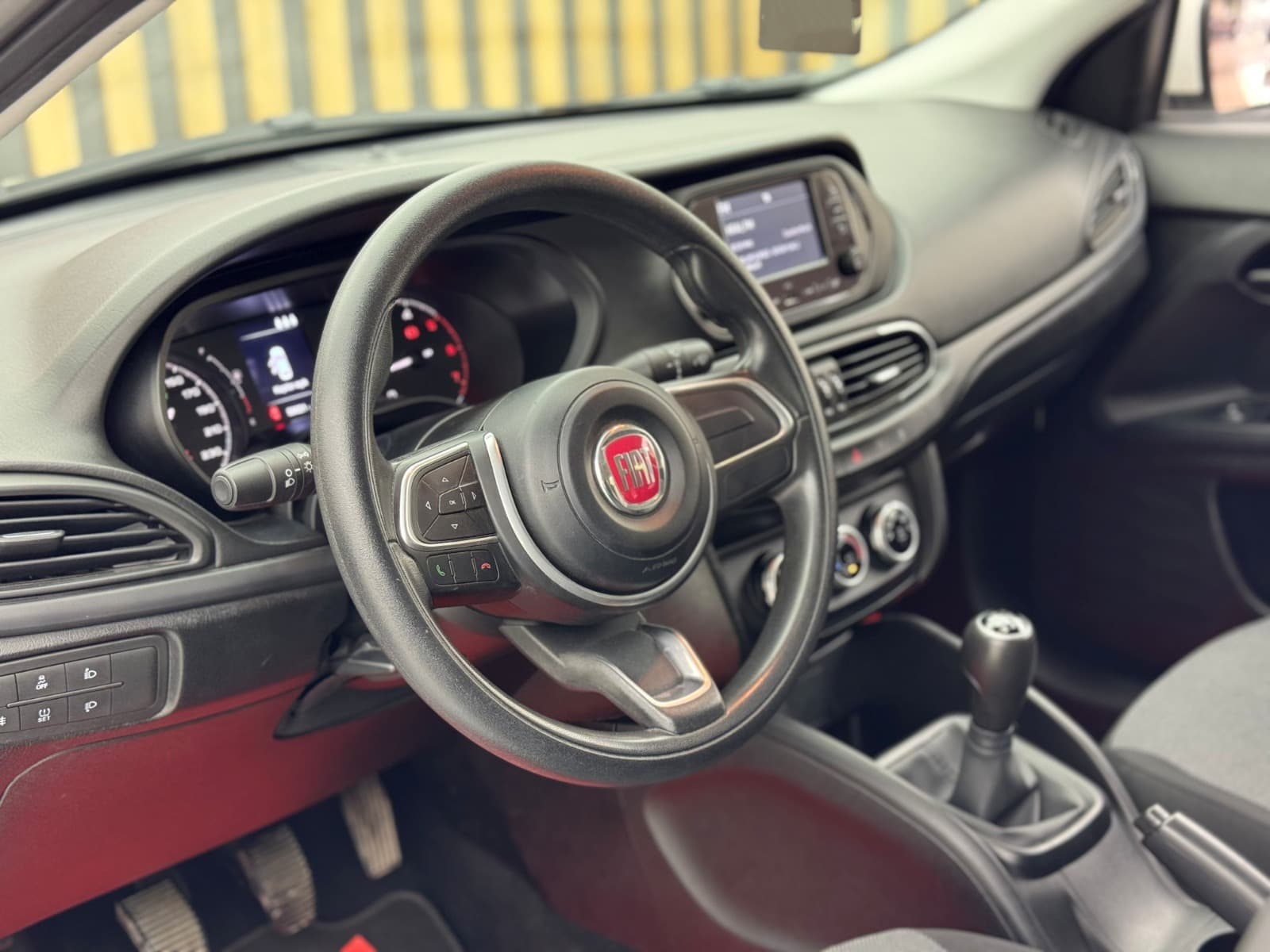 Araç görseli 9 - küçük resim 9